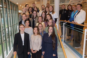 22 Lehramtsanwärterinnen und Lehramtsanwärter begrüßt